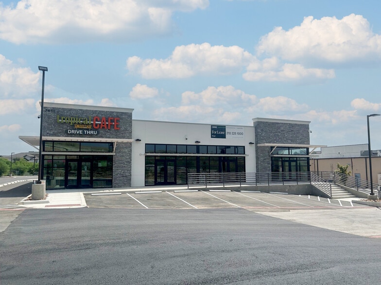 More Photos Of 7411 Loop 1604 E, San Antonio Storefront For Lease