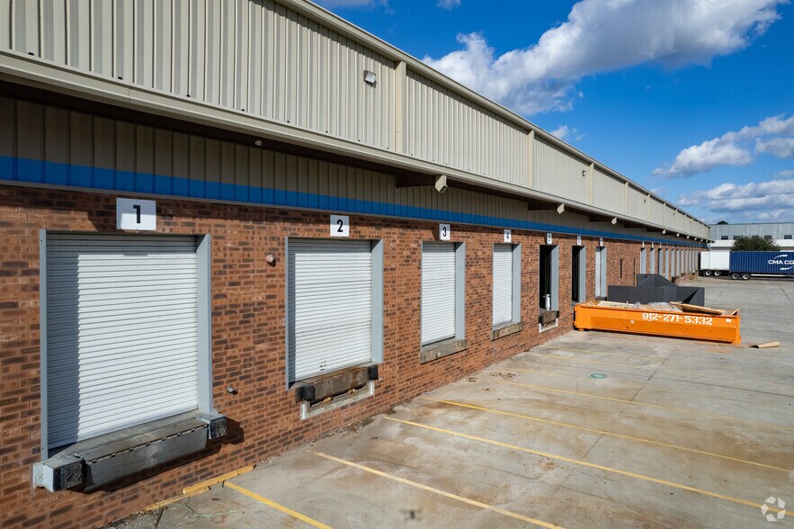 More Photos Of 138 Industrial Blvd, Rincon Warehouse For Lease