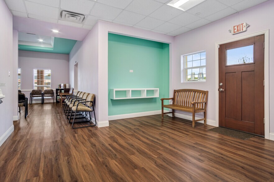 More Photos Of 5506 Broadway Blvd, Garland Medical For Sale