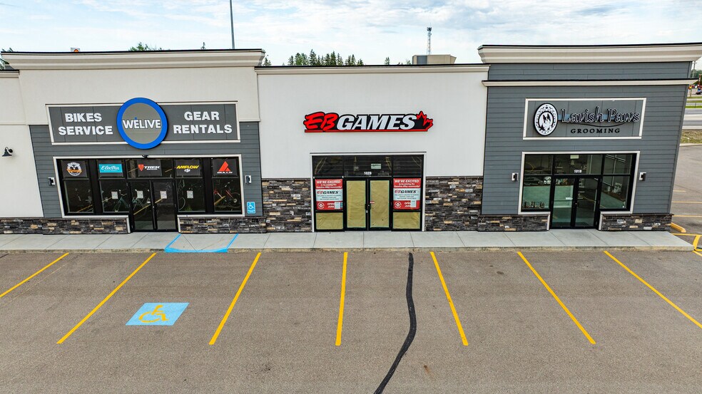More Photos Of 179 Leva Ave, Red Deer Storefront For Lease
