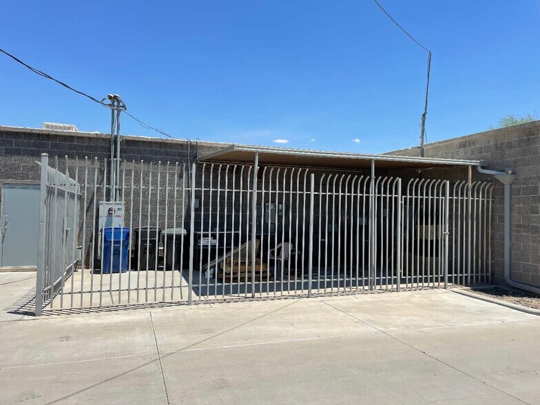 More Photos Of 5332 E Main St, Mesa Office For Sale