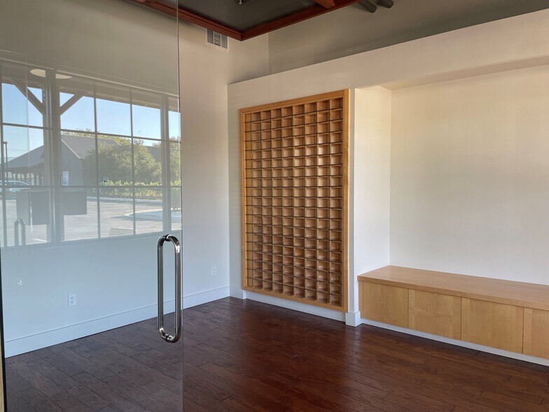 More Photos Of 807 St Helena Hwy, Saint Helena Office For Lease