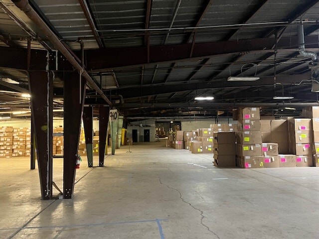 More Photos Of 1942 S Interstate 35, San Marcos Warehouse For Sale