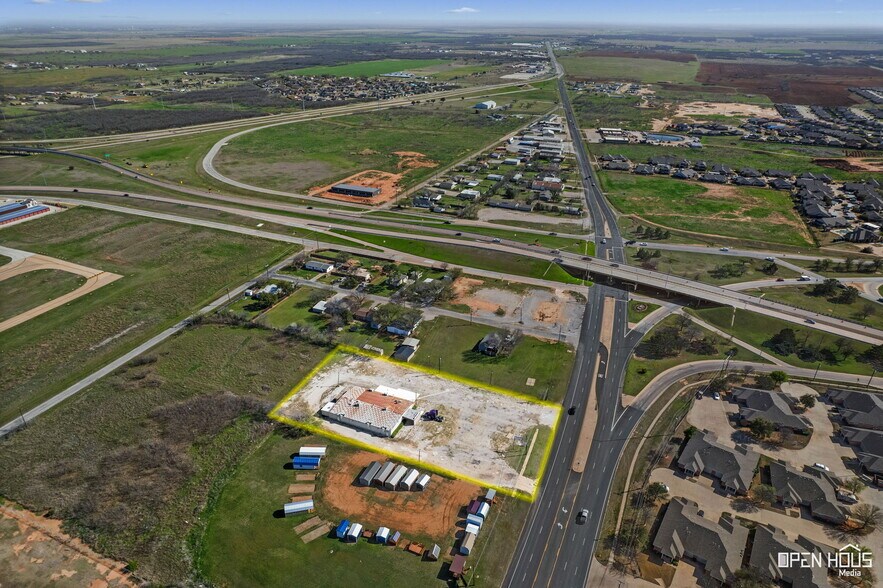 More Photos Of 5029 Old Jacksboro Hwy, Wichita Falls Specialty For Lease
