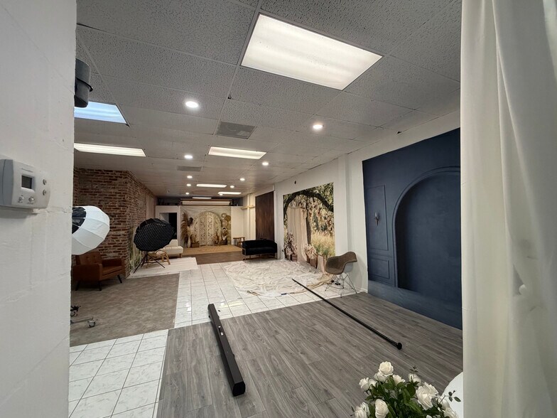 More Photos Of 157 E 8th St, Jacksonville General Retail For Sale