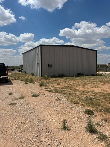 More Photos Of 4909 E County Road 60, Midland Industrial For Sale