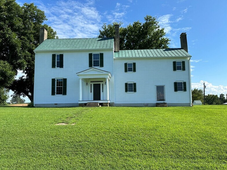 More Photos Of 4087 Coleman Dr, Alton Specialty For Sale