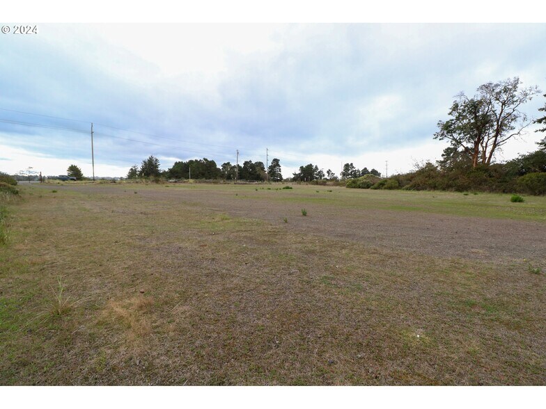 More Photos Of 92851 Trans Pacific Pkwy, North Bend Land For Sale