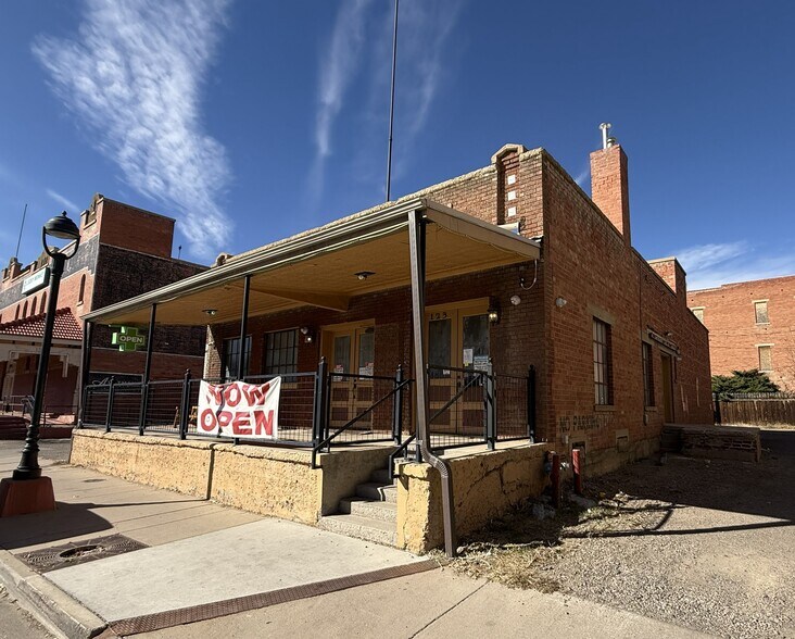 More Photos Of 123 W Cedar St, Trinidad General Retail For Sale