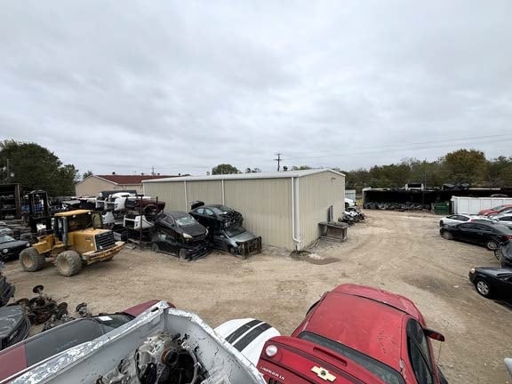More Photos Of 10702 Cullen Blvd, Houston Warehouse For Sale