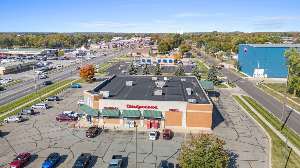 More Photos Of 950 S Centerville Rd, Sturgis Drugstore For Sale