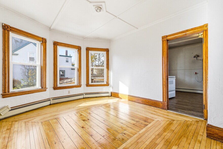 More Photos Of 51 Chestnut St, Rochester Apartments For Sale