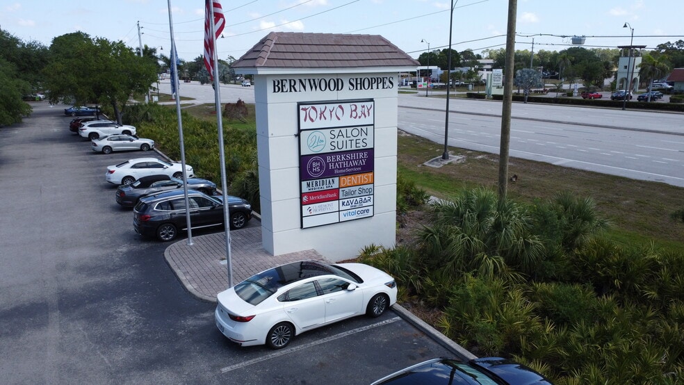 More Photos Of 24860 S Tamiami Trl, Bonita Springs Medical For Lease