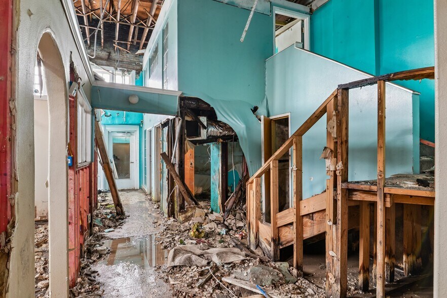 More Photos Of 1501 Oretha Castle Haley Blvd, New Orleans Service For Sale
