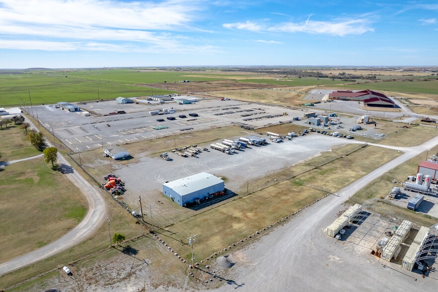 More Photos Of 3519 Jensen Rd E, El Reno Warehouse For Sale