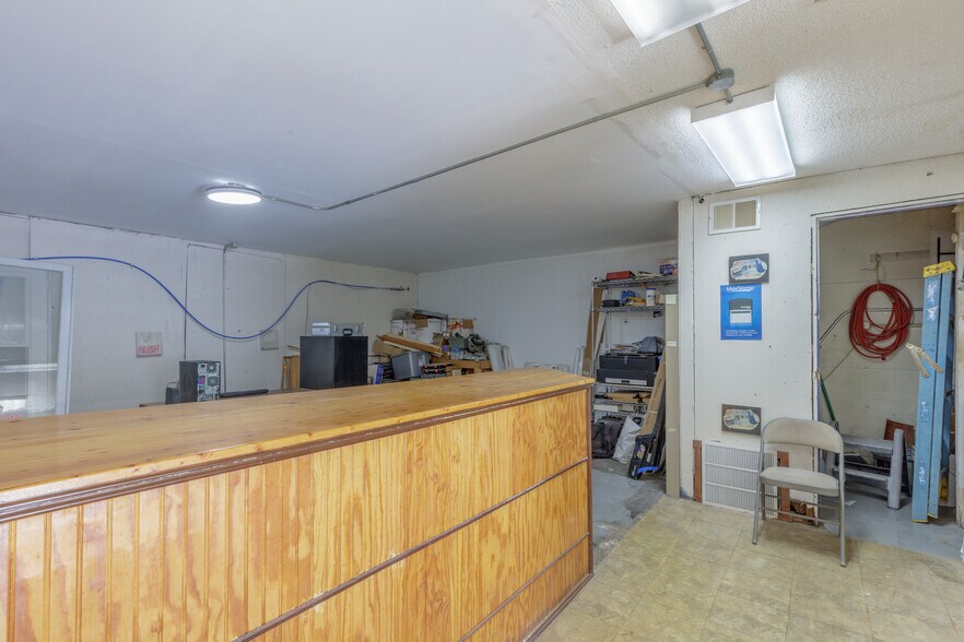 More Photos Of 3709 Brainerd Rd, Chattanooga Office For Sale