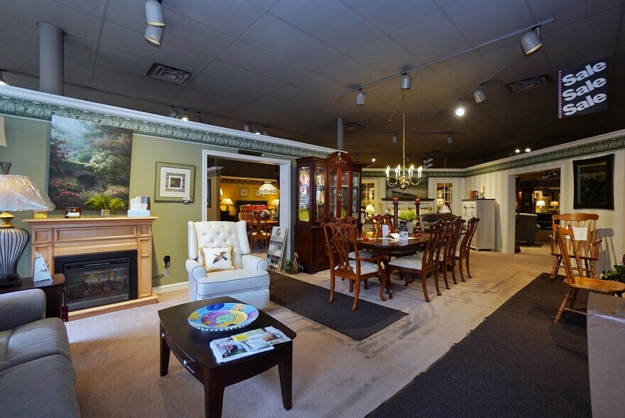 More Photos Of 1229 Castleton Ave, Staten Island Storefront For Lease