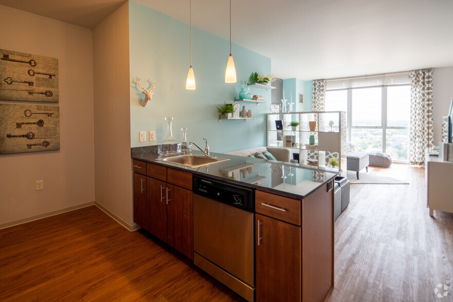 More Photos Of 1369 Spruce Pl, Minneapolis Apartments For Lease