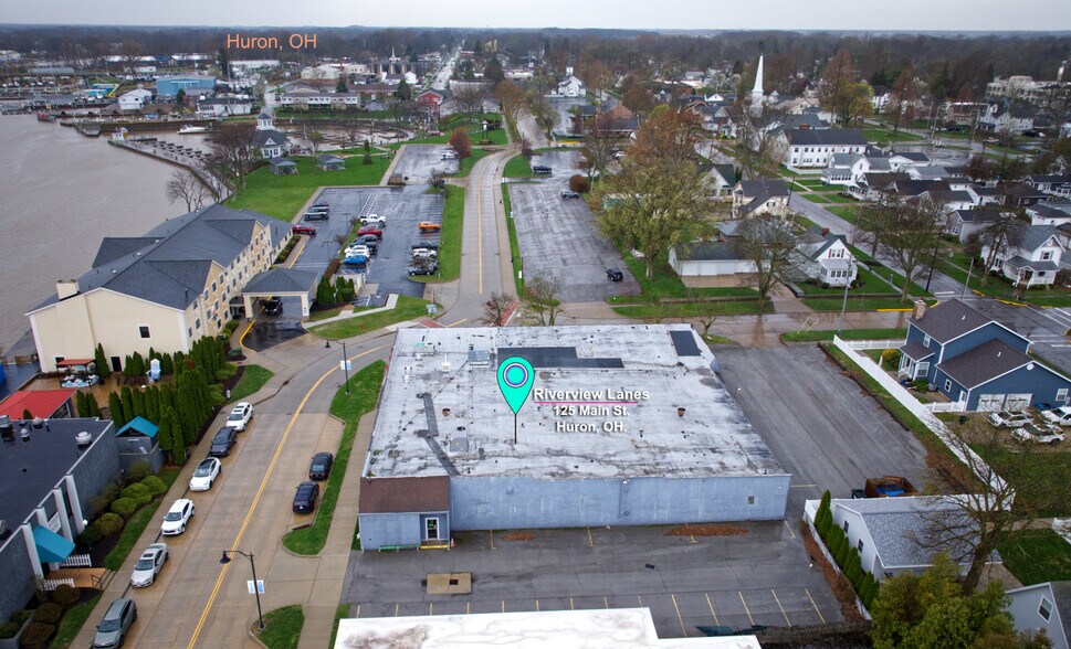 More Photos Of 125 Main St, Huron Bowling Alley For Sale