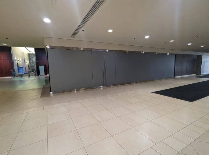 More Photos Of 500 Renaissance Ctr, Detroit Office For Lease