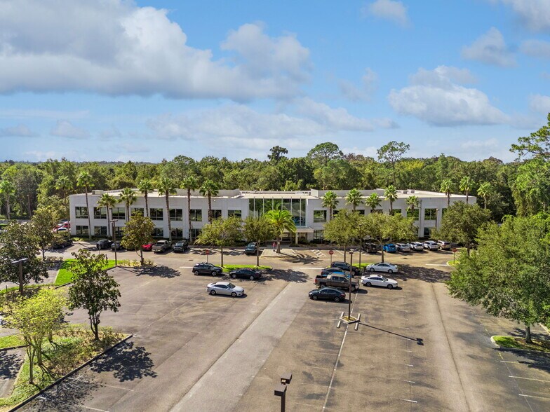 More Photos Of 7560 Red Bug Lake Rd, Oviedo Medical For Sale