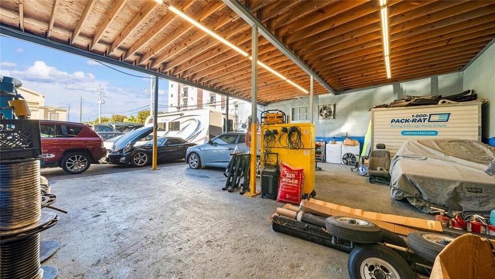 More Photos Of 2230 NW 8th Ave, Miami Auto Repair For Sale