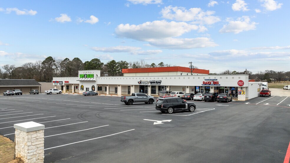 More Photos Of 713 W Southwest Loop 323, Tyler Unknown For Lease