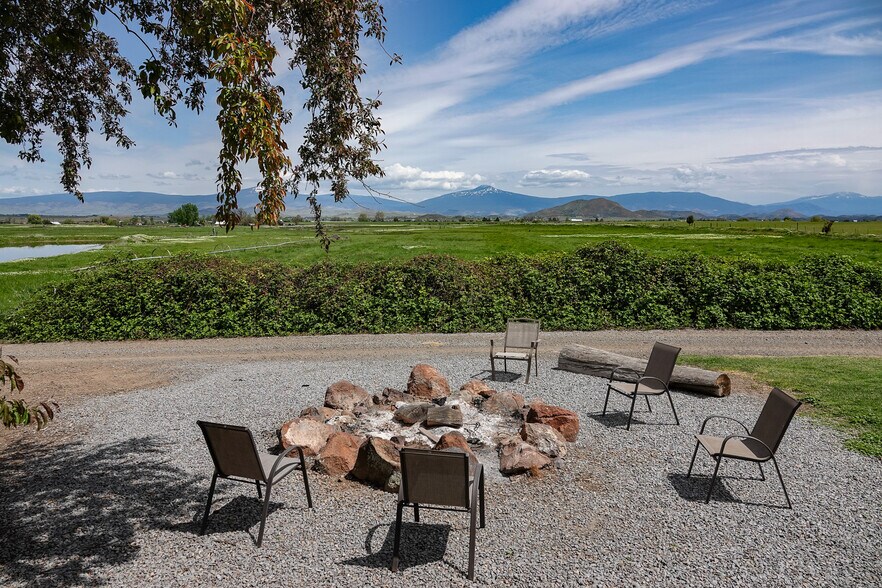 More Photos Of 704 S Phillipe Ln, Montague Land For Sale