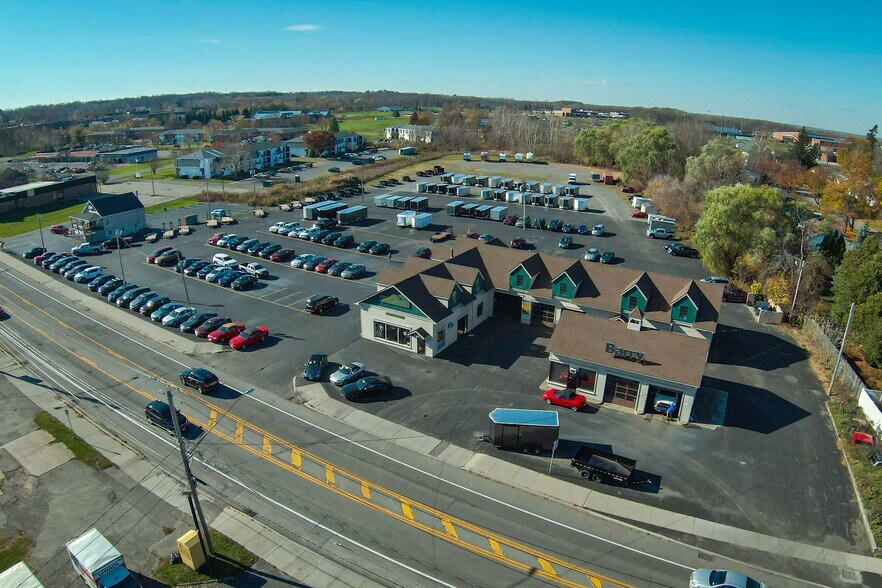 Primary Photo Of 4579 Lake Rd S, Brockport Auto Dealership For Lease