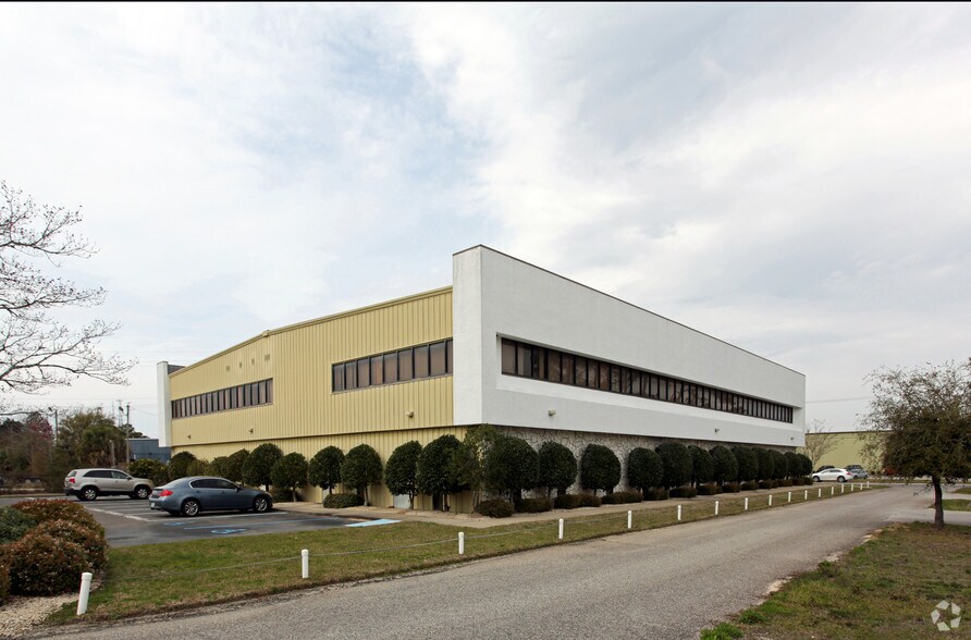 More Photos Of 634 Anchors St NW, Fort Walton Beach Office For Lease