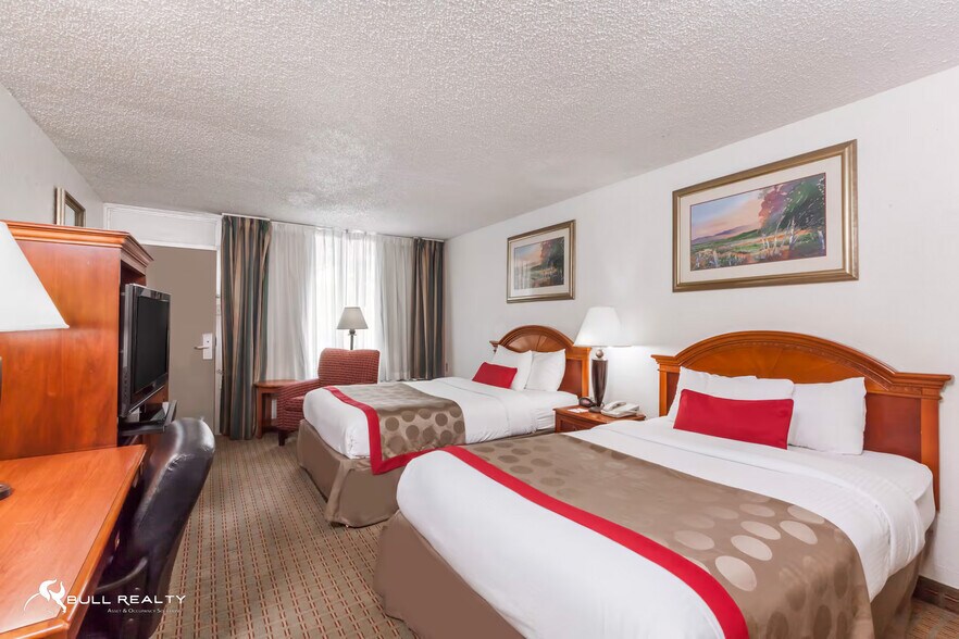 More Photos Of 2915 Highway 14, New Iberia Apartments For Sale