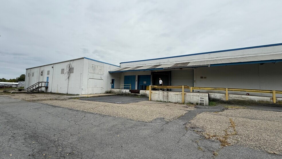 More Photos Of 125-155 Howard St, Phillipsburg Unknown For Lease