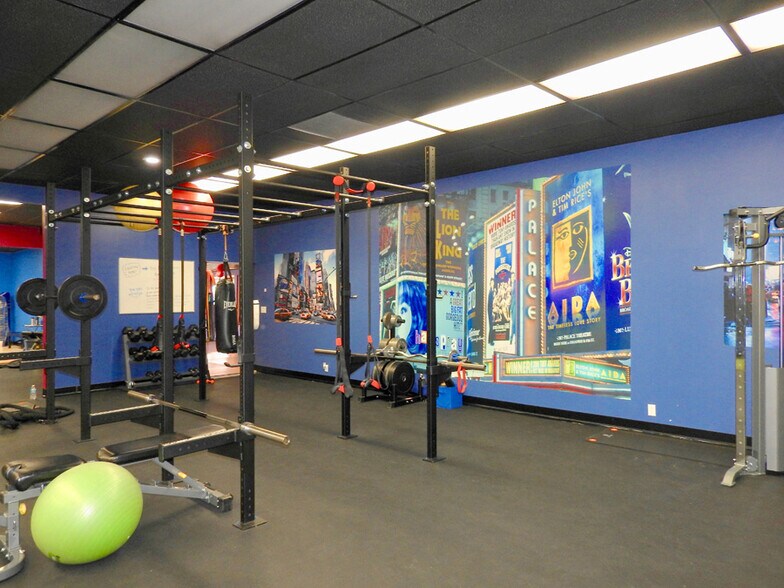 More Photos Of 440 Niagara Falls Blvd, Buffalo Medical For Sale