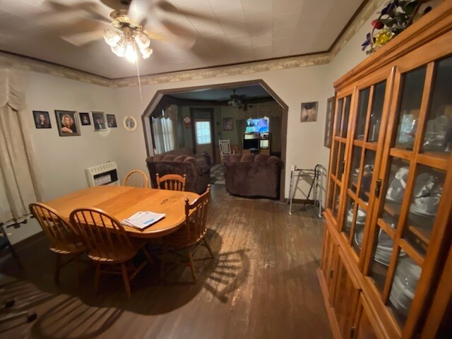 More Photos Of 304 East Court Street, Jasper Hotel For Sale