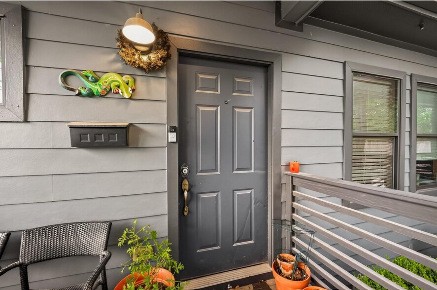 More Photos Of 1619 Dumble St, Houston Specialty For Sale