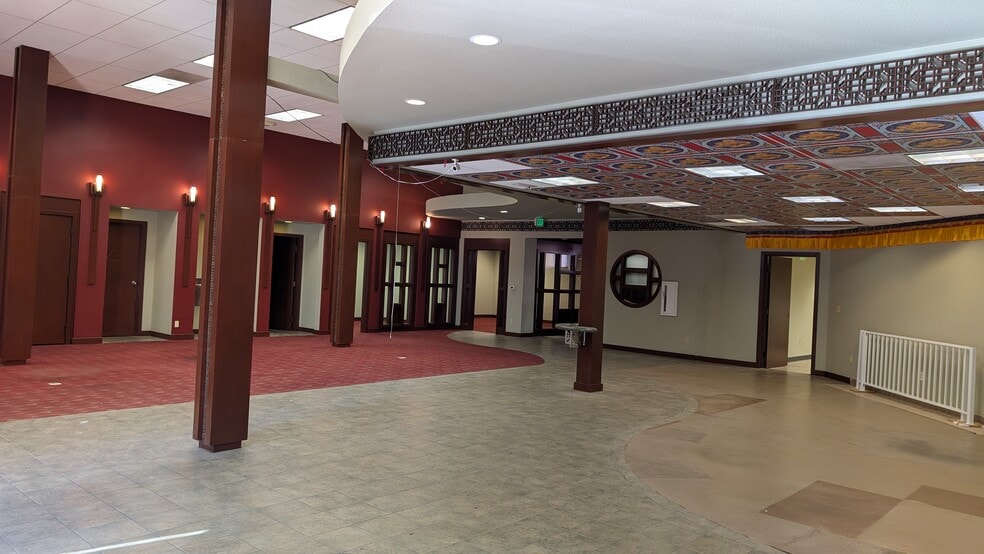 More Photos Of 933 N Broadway, Los Angeles Storefront Retail Office For Lease