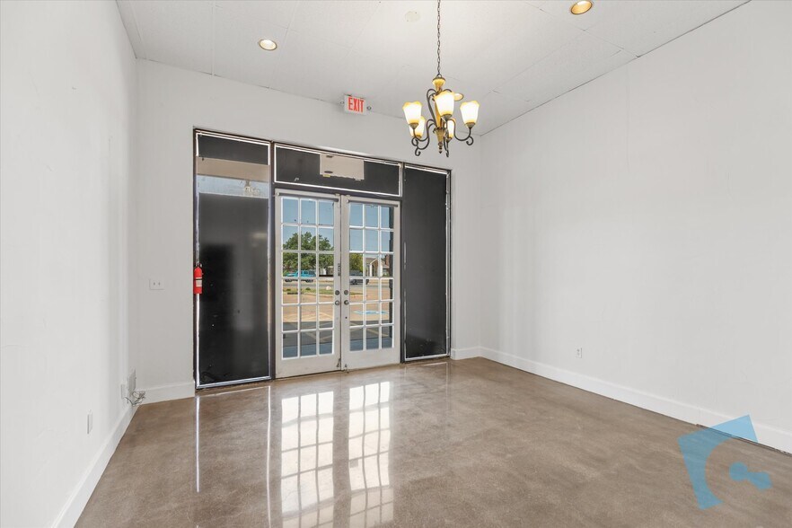 More Photos Of 4209 Colleyville Blvd, Colleyville Unknown For Lease