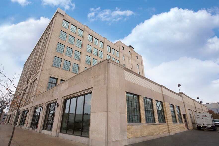 More Photos Of 6001 Cass Ave, Detroit Office For Lease