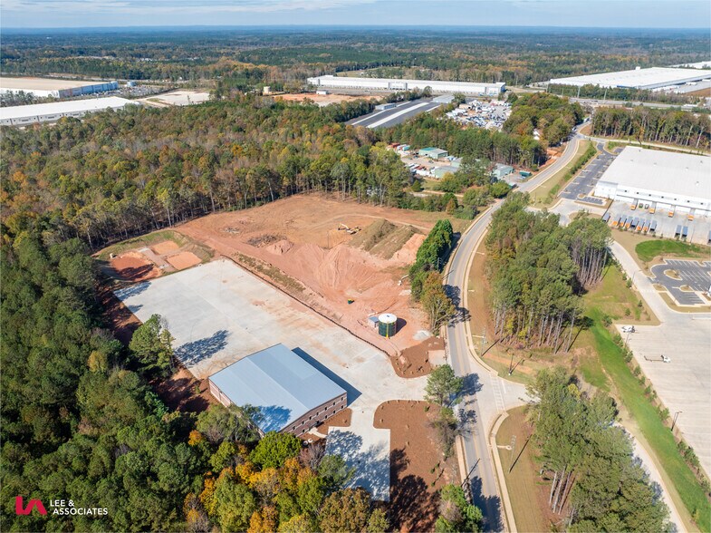 More Photos Of 8385 Tatum Rd, Palmetto Warehouse For Lease