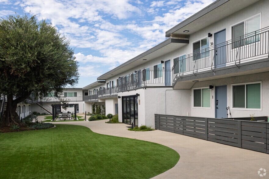 More Photos Of 23805 Arlington Ave, Torrance Apartments For Sale