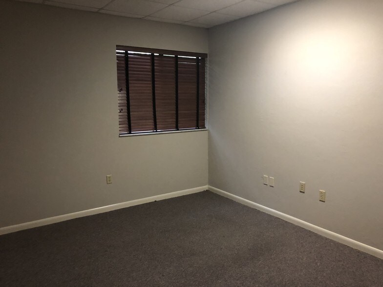 More Photos Of 1034 NW 57th St, Gainesville Medical For Lease