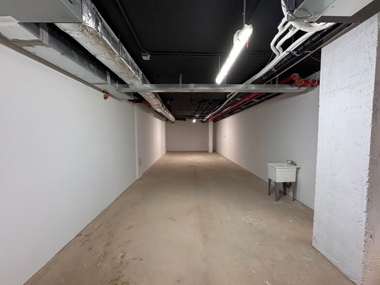 More Photos Of 8301 13th Ave, Brooklyn Office For Sale