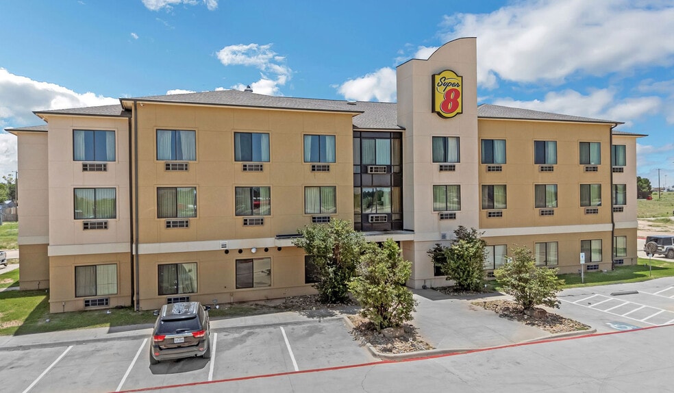 More Photos Of 3432 Interstate 20, Stanton Hotel For Sale