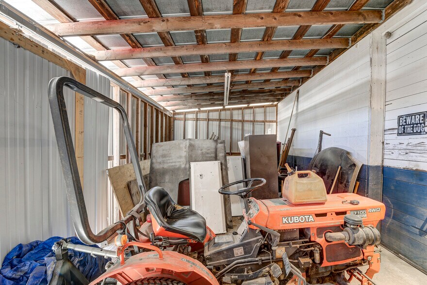 More Photos Of 127 Cherry St, Johnson City Industrial For Sale