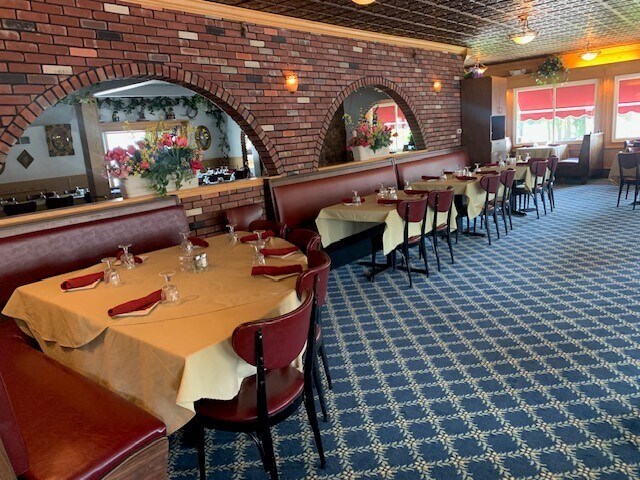 More Photos Of 429 Canada St, Lake George Restaurant For Sale