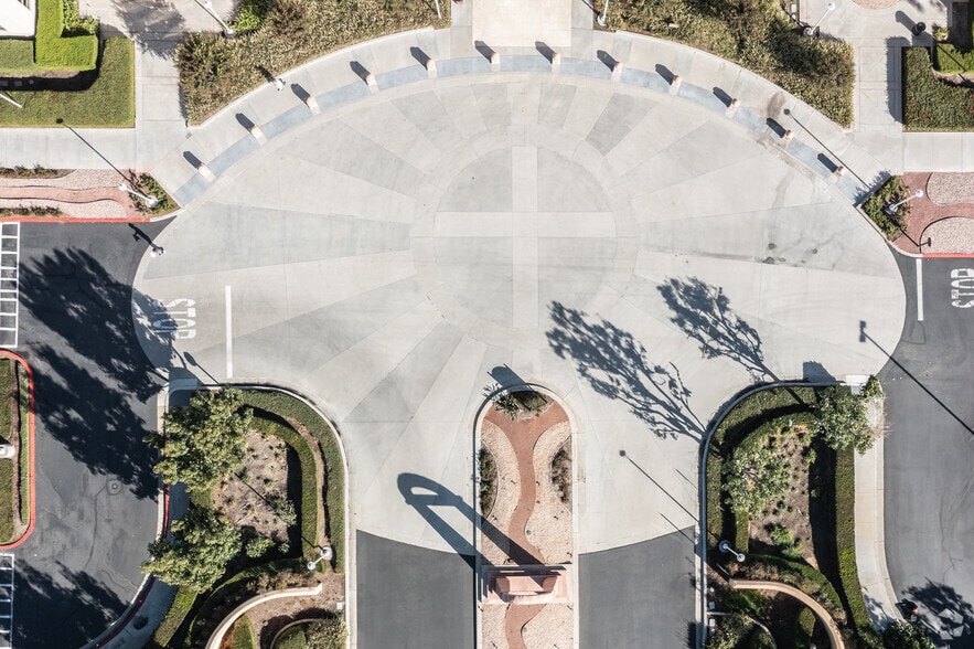 More Photos Of 915 W Imperial Hwy, Brea Unknown For Lease