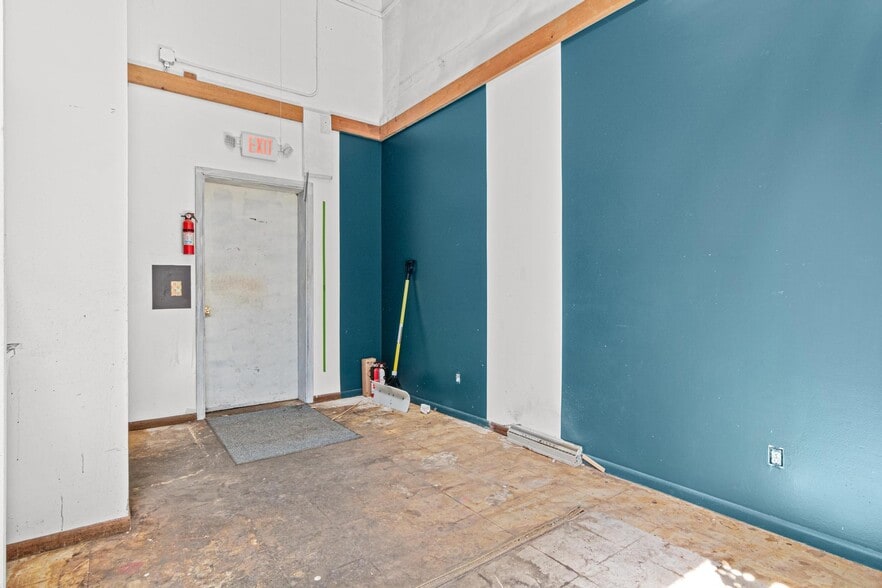 More Photos Of 251 S Knowles Ave, New Richmond Office For Sale