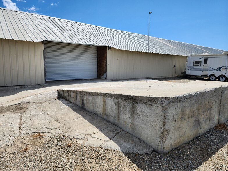 More Photos Of 561 Hwy 33, Gustine Self Storage For Lease