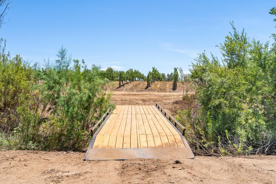 More Photos Of 36051 E Benton Rd, Temecula Winery Vineyard For Sale
