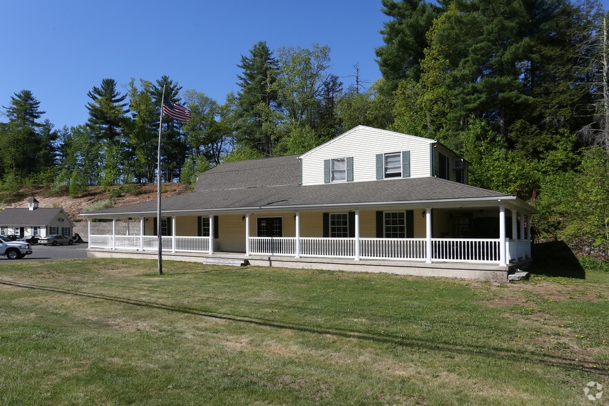 More Photos Of 335 Salmon Brook St, Granby Restaurant For Lease